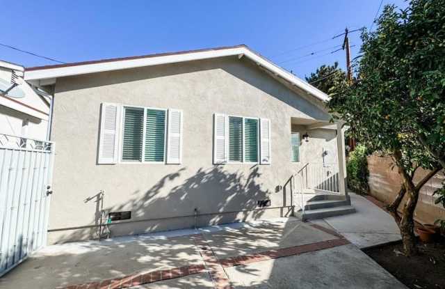 2228 Louise Avenue B photos photos