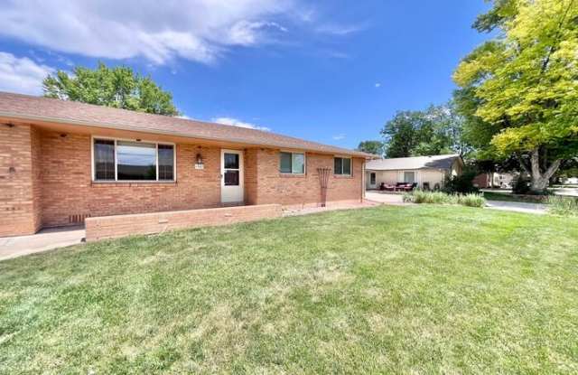 1707 Hilltop Court photos photos