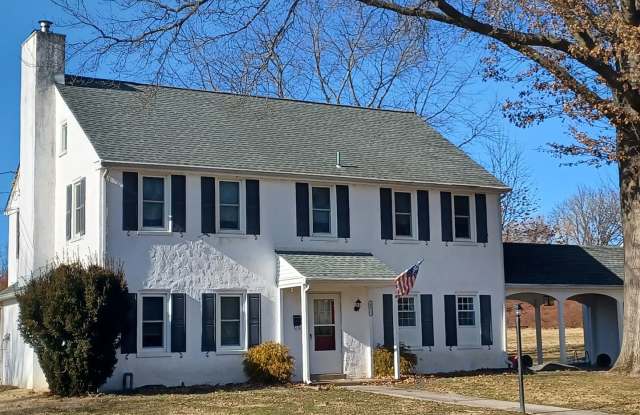 311 Main St photos photos