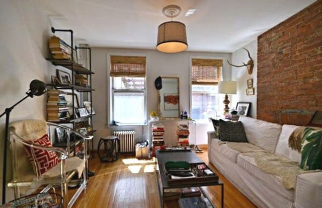 11 Cornelia St - 11 Cornelia Street, New York City, NY 10014