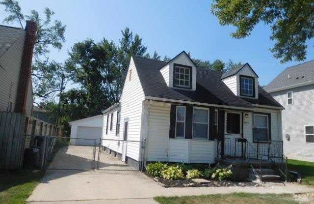 1591 Harvard Road photos photos