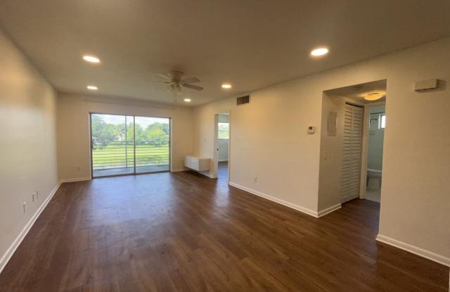 2471 Southwest 82nd Avenue photos photos