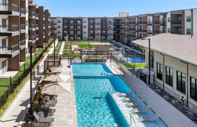 The Amber photos photos The Amber photos photos