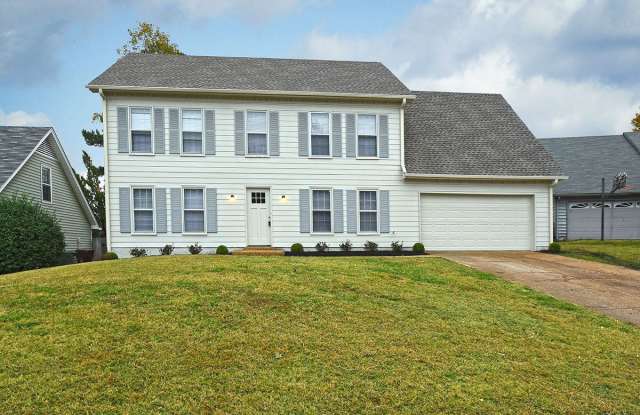 4 Bedroom, 2.5 Bathrooms Near S Germantown Rd and Winchester photos photos