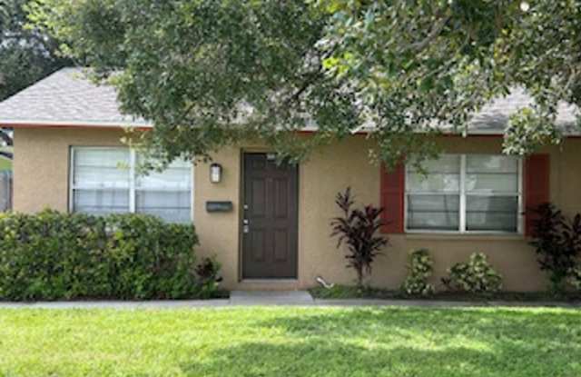 2/1 available now! - 550 37th Street North, St. Petersburg, FL 33713