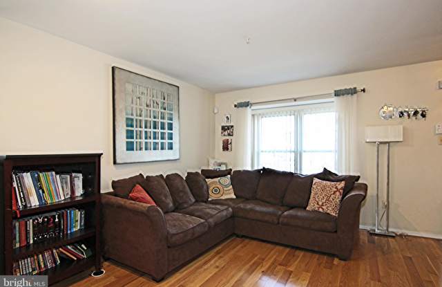 10004 QUIET BROOK LANE Gallery 3