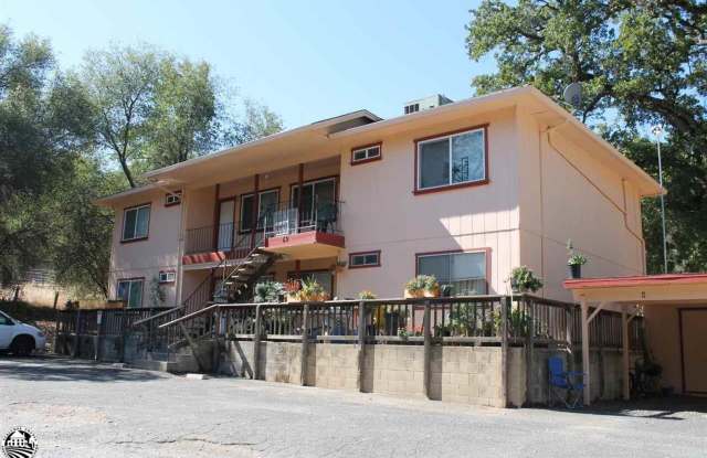 AVAILABLE NOW!! Adorable Unit Near Downtown Sonora! Newly Painted Throughout! photos photos AVAILABLE NOW!! Adorable Unit Near Downtown Sonora! Newly Painted Throughout! photos photos