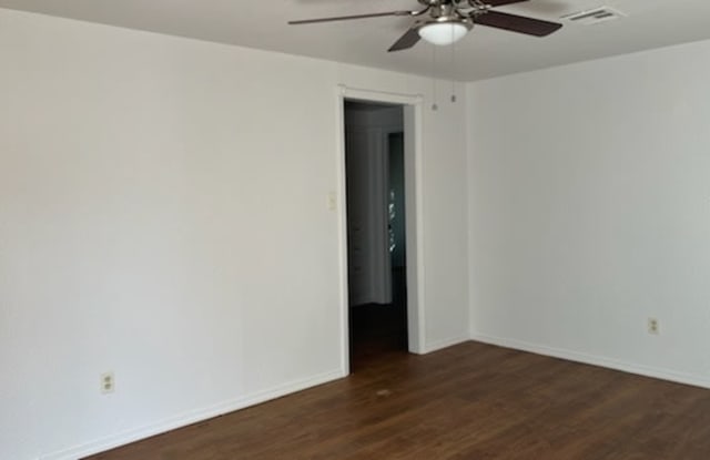 1010 Bell Dr Gallery 3