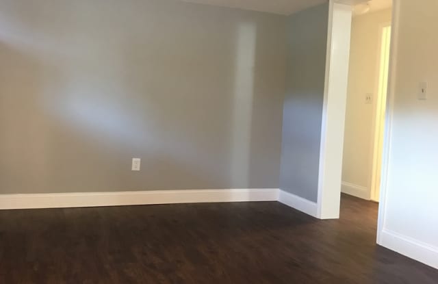 Derry Village Green photos photos