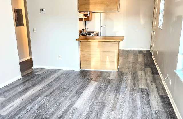 5322 Pinetree Ave Gallery 1