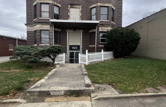 425 N Vermilion St photos photos