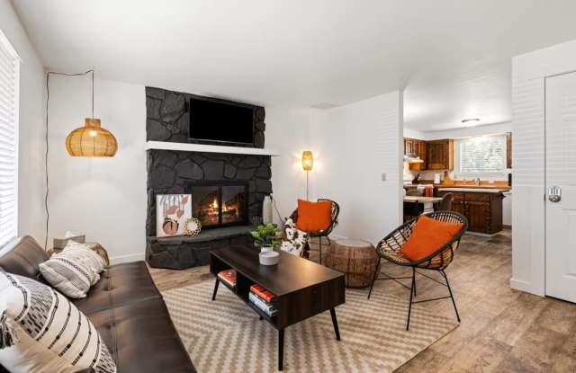 Pet Friendly- Large Backyard in Boise Gallery 4