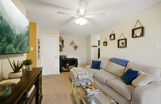 1419 Valley Dr photos photos