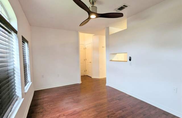 10097 Hillview Dr Gallery 4