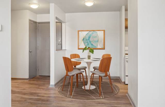 Cardinal Pointe I Gallery 4