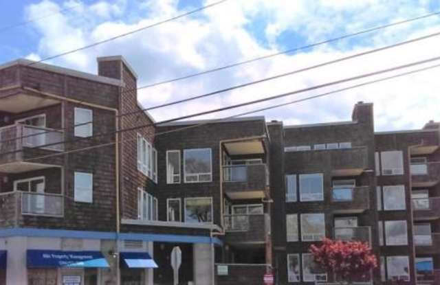 2770 Alki Ave SW - 2770 Alki Avenue Southwest, Seattle, WA 98116