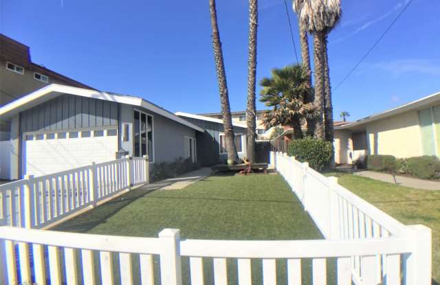 715 W. Acacia Avenue - 715 West Acacia Avenue, El Segundo, CA 90245