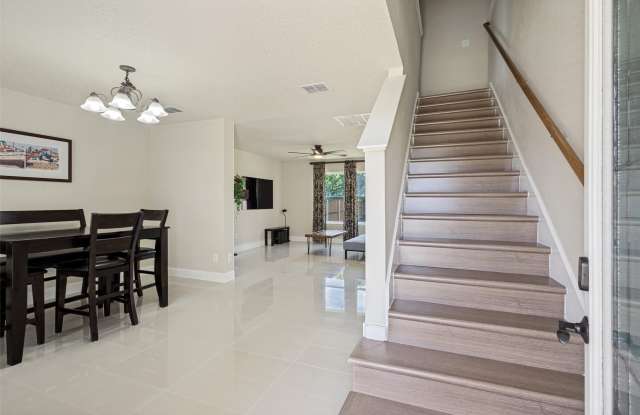 1609 White Oak Road Gallery 2