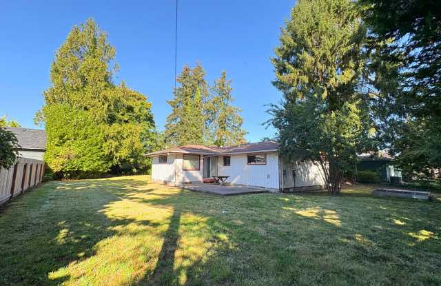 Charming 5 Bedroom / 2 Bathroom Home - Near OSU! Gallery 3