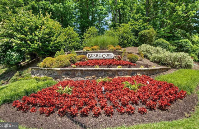 5912 COVE LANDING ROAD photos photos