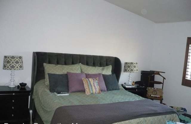 4704 Hickok Pt Gallery 4