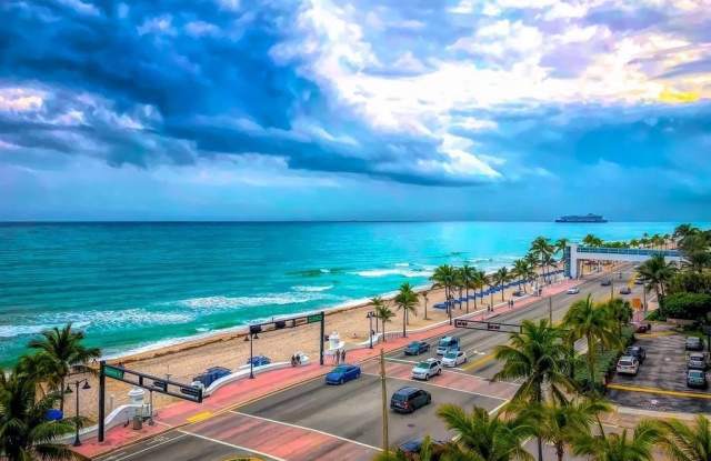 3035 Riomar Street photos photos