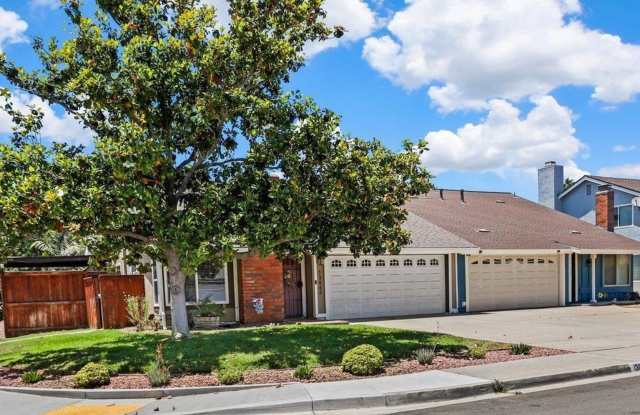 4 Bedroom Townhome in the Midland Grove Community of Poway Gallery 3