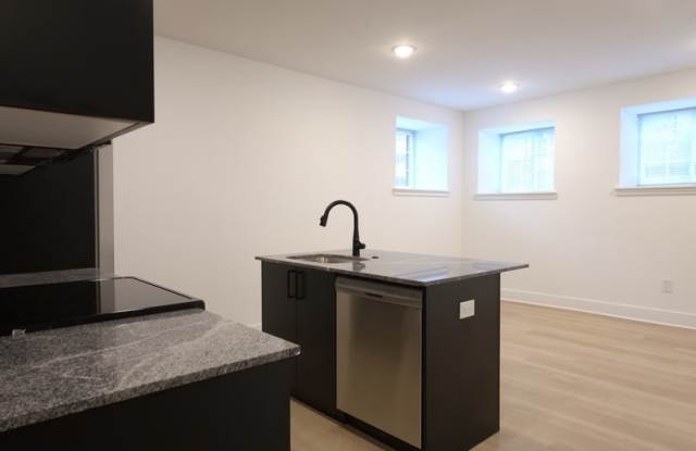 1901 East Willard Street - 103 Gallery 3
