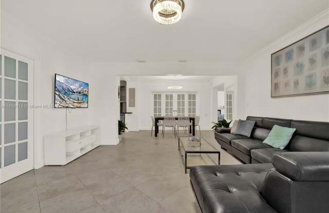 331 189th Ter photos photos