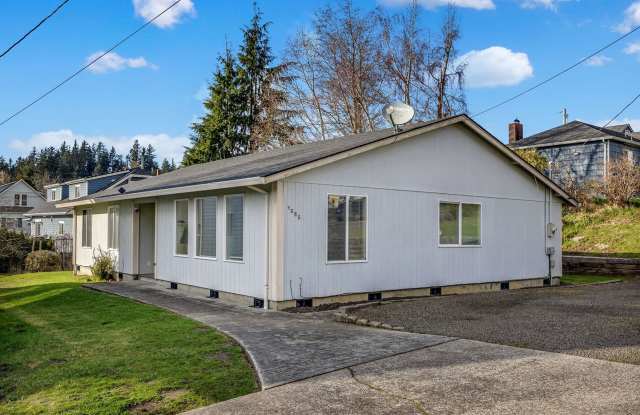 1525 7th St, Astoria, OR 97103 photos photos