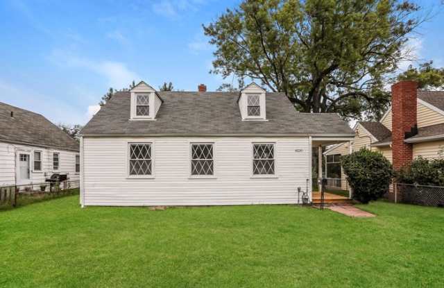 8120 Dundalk Avenue photos photos