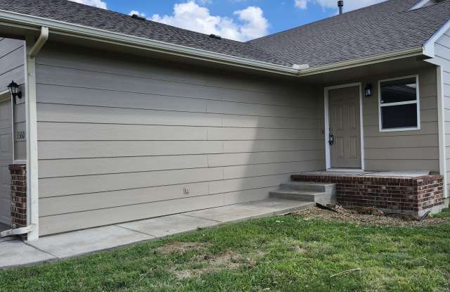 3360 N Governeour Cir photos photos