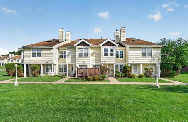 1208 Whispering Hills photos photos