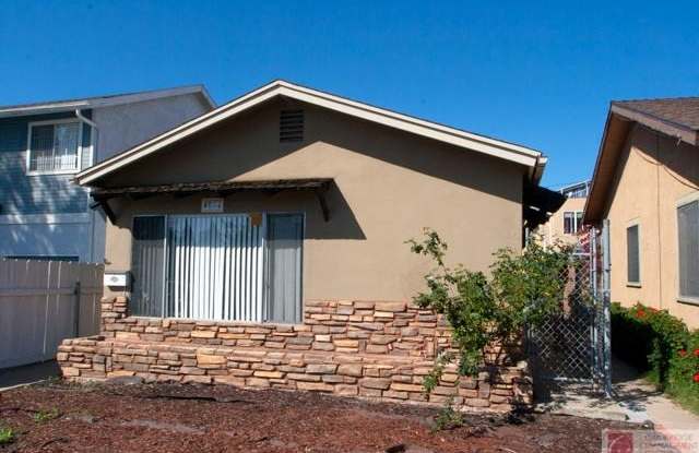 PRIME Location- Enjoy ALL North Park Has to Offer! Great Layout+WE ♡ PETS!!!!! photos photos