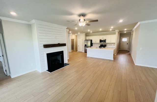309 Susan Lynn Drive Gallery 4