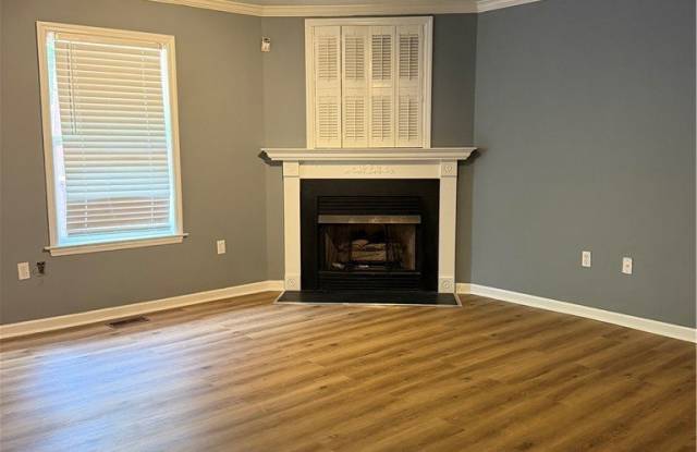 5409 Miranda Drive Gallery 3