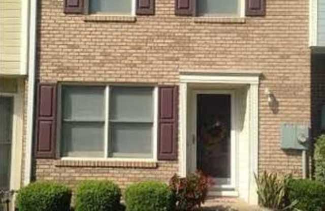 Beautiful Townhome For Rent In Grayson Valley! Available to View Now!!! - 5136 Falling Creek Lane, Grayson Valley, AL 35235