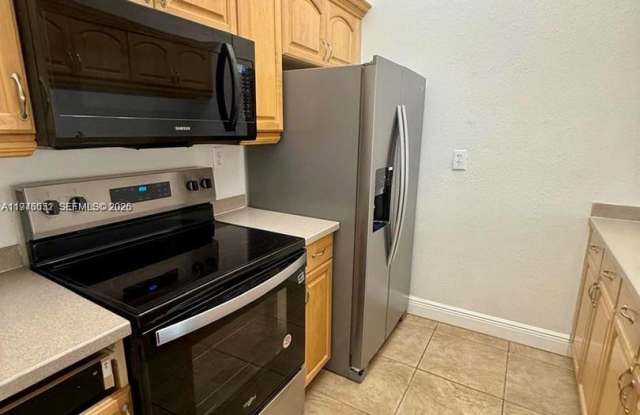 6751 NW 193rd Lane 6751, Hialeah, FL 33015 photos photos