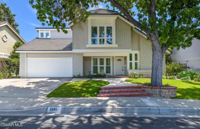 1941 Tamarack Street Gallery 1