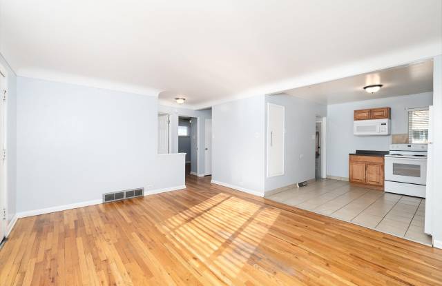 8989 E 12TH AVE - 8989 East 12th Avenue, Aurora, CO 80010