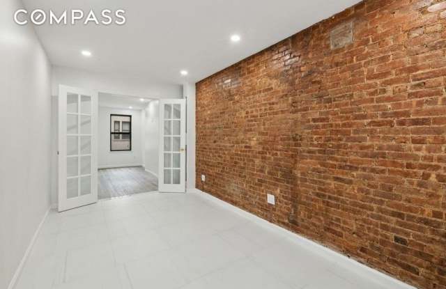 239 West 26th Street photos photos