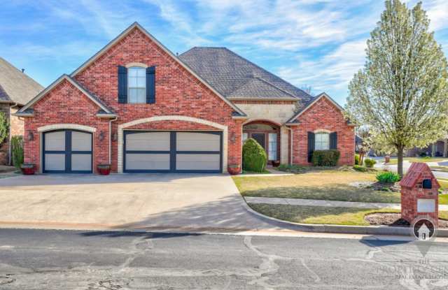Versatile Deer Creek Corner-Lot Home | 3 Bedrooms, 3.5 Baths + 2 Flex Rooms for Offices, Studies, or Bedrooms photos photos