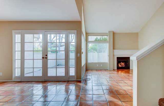 115 Stanford Court - 115 Stanford Court, Irvine, CA 92612