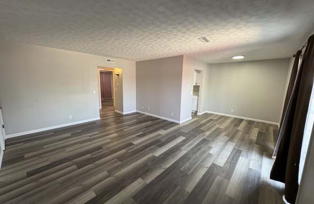 1720 Leopold Street - 5 Gallery 3