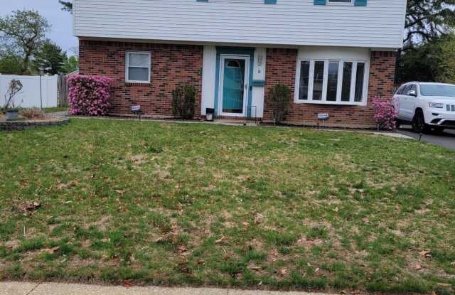 5 Peachtree Drive photos photos