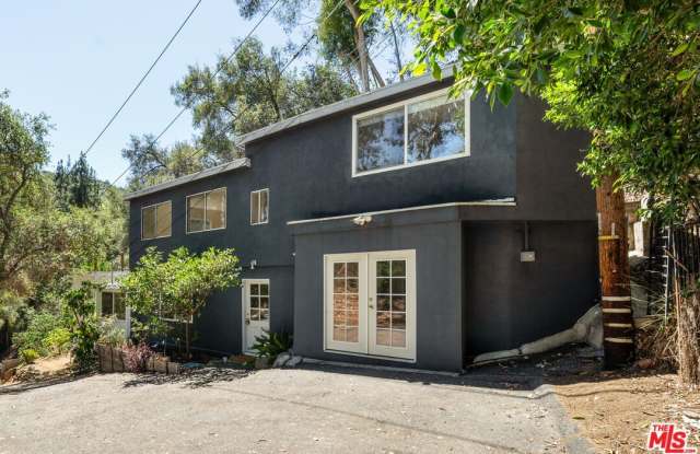 8301 Lookout Mountain Ave photos photos