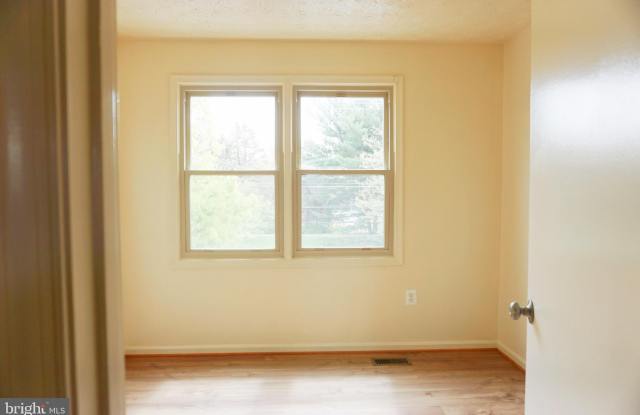 9 POLK COURT photos photos