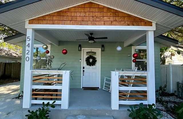Beautiful Single family Home In Gulfport FL photos photos