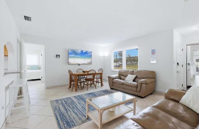 6309 FLAMINGO Drive Gallery 4