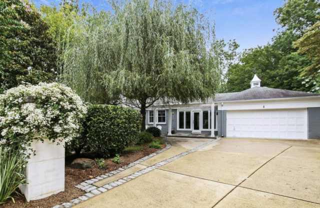 Elegant Chevy Chase Cul-de-Sac Home with Spacious Layout! - 6 Spring Hill Court, Montgomery County, MD 20815